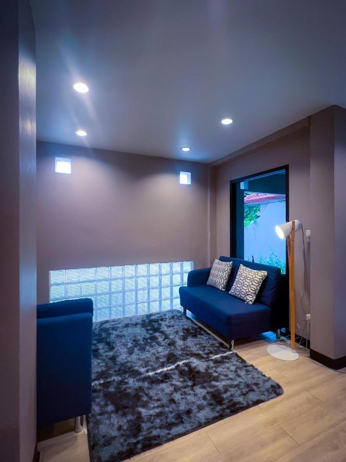 Couette-café At 20 By Sleepyoho 3*