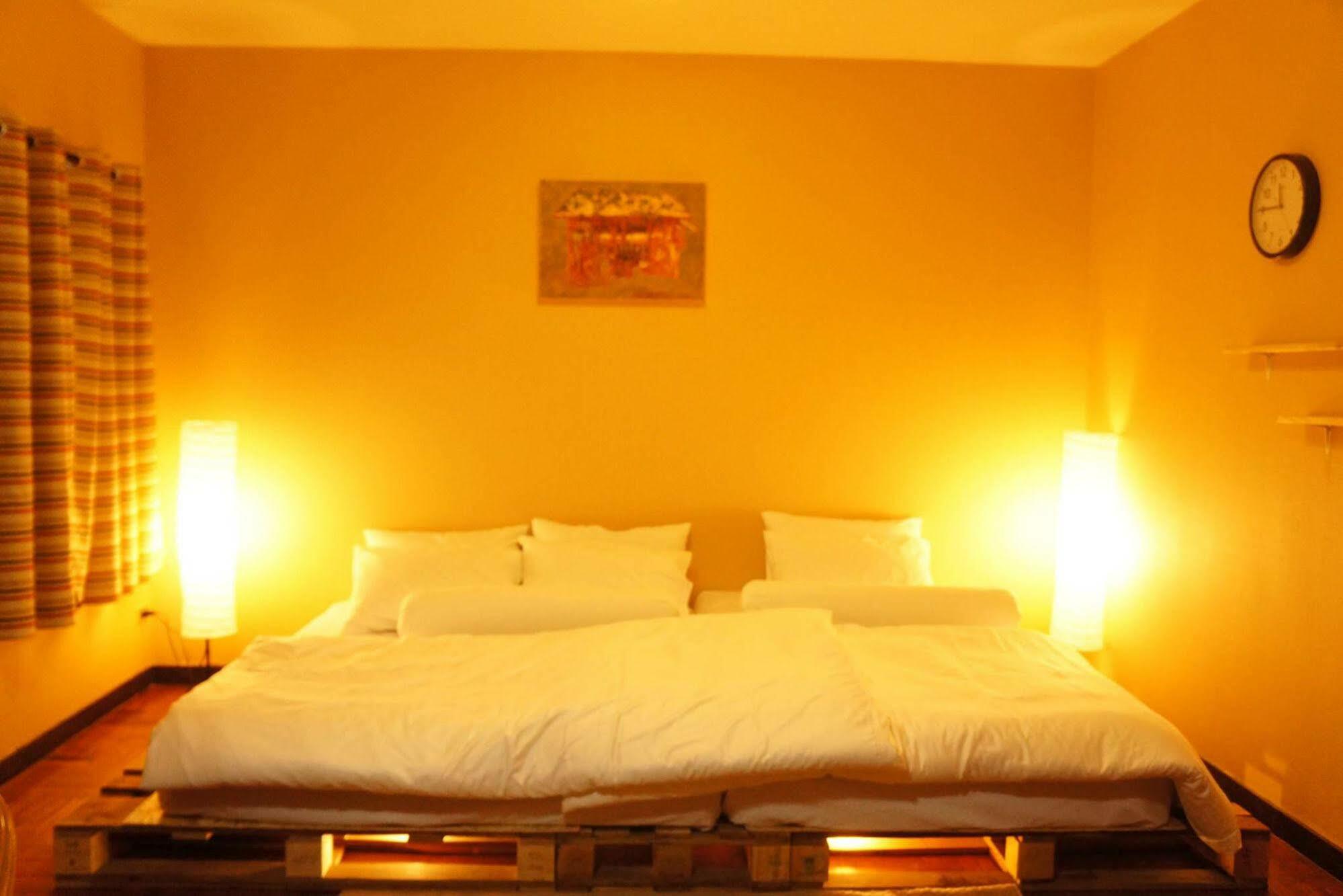 At 20 By Sleepyoho Couette-café Chiang Mai